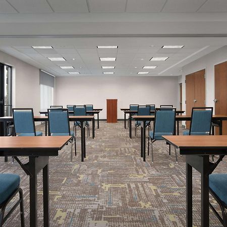 Hampton Inn Yorkville Zewnętrze zdjęcie