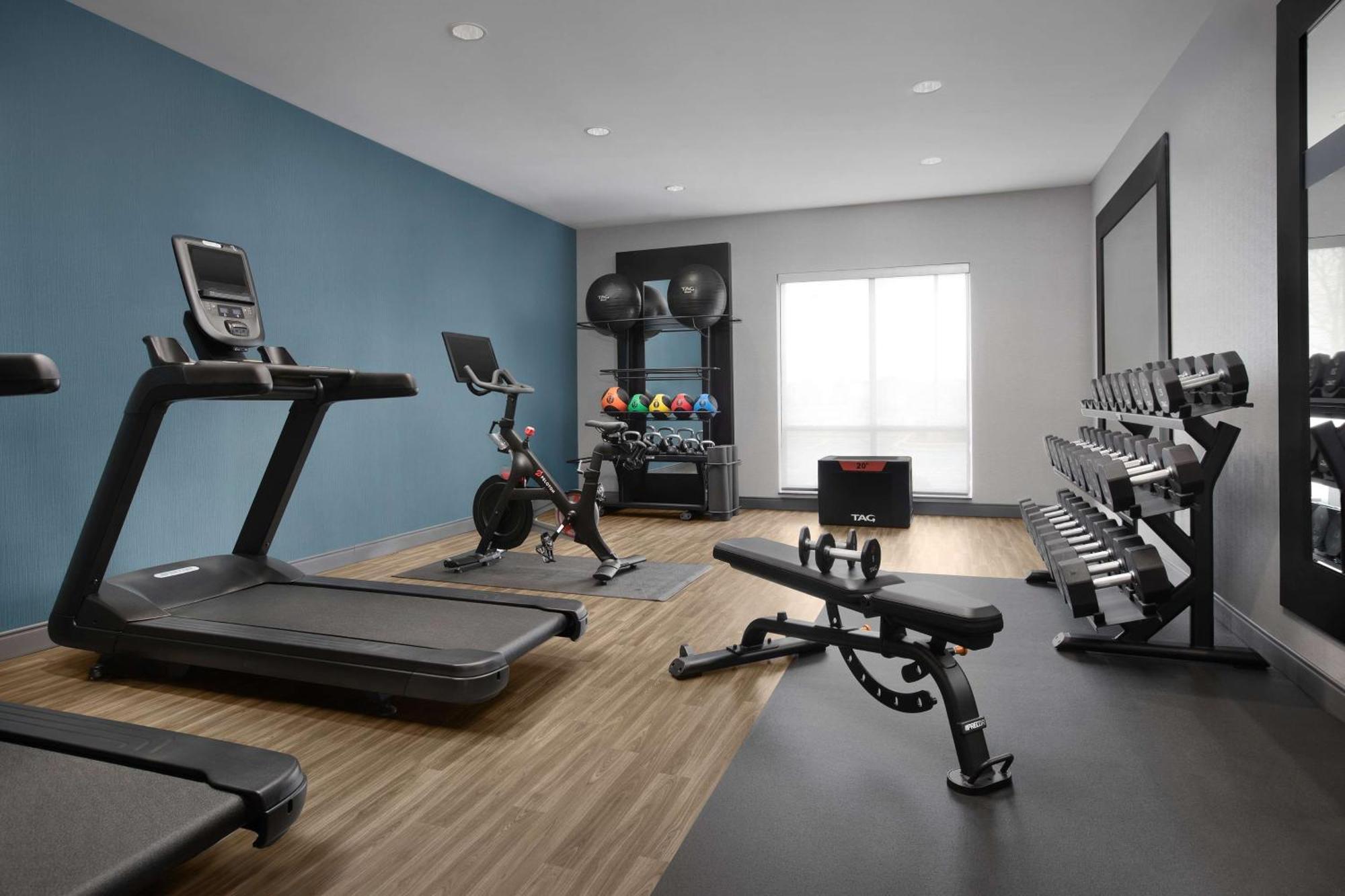Hampton Inn Yorkville Zewnętrze zdjęcie