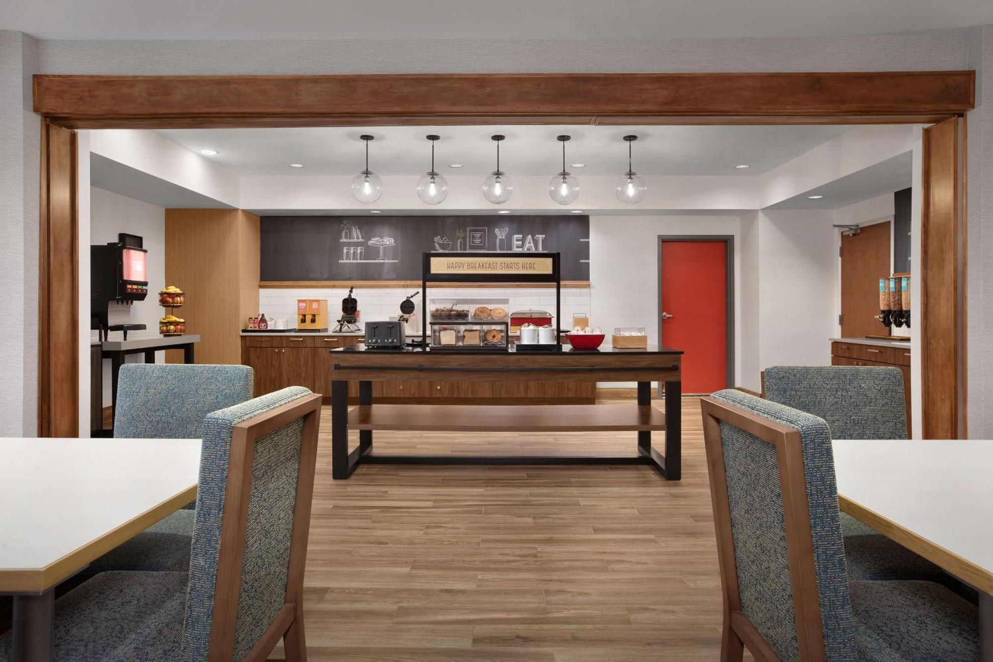 Hampton Inn Yorkville Zewnętrze zdjęcie