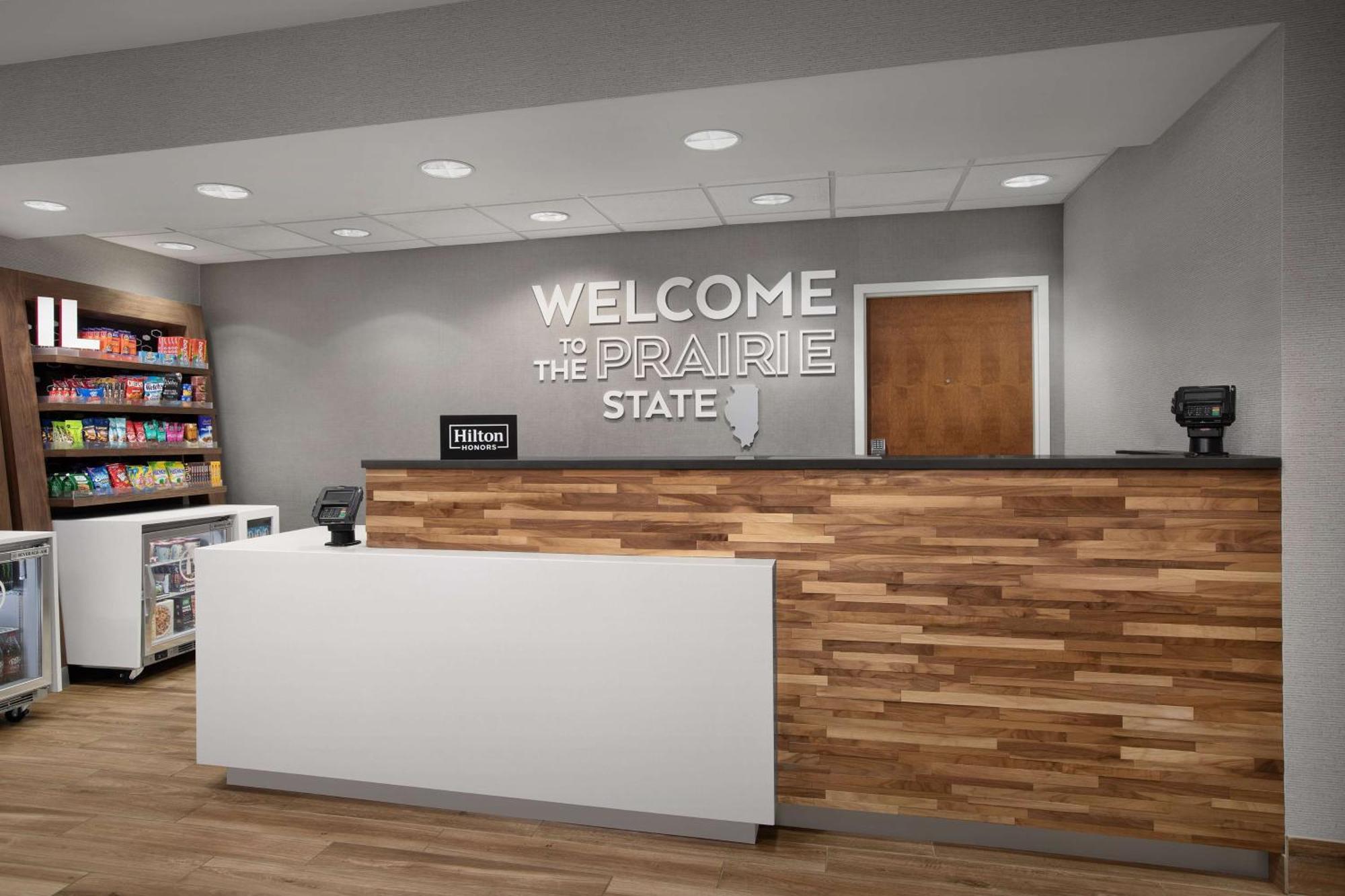 Hampton Inn Yorkville Zewnętrze zdjęcie