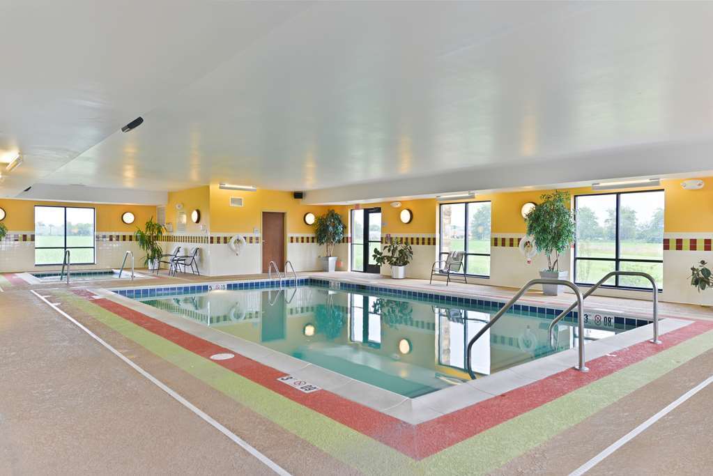 Hampton Inn Yorkville Udogodnienia zdjęcie